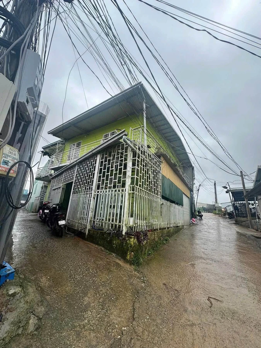 Bán nhà 3PN 120m² đường Tô Vĩnh Diện Đà Lạt 2.8 tỷ - Ảnh thu nhỏ 2