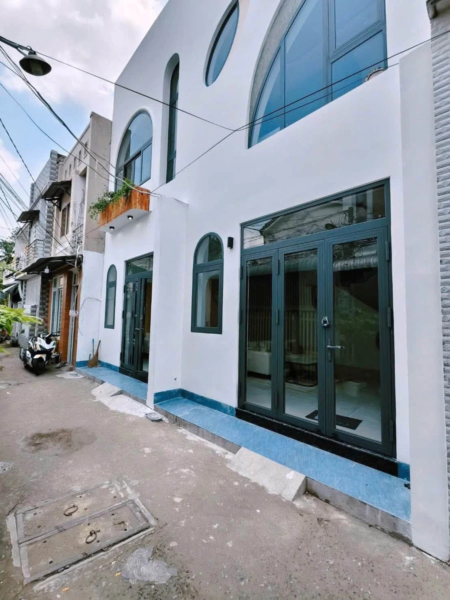 Bán nhà trệt lầu 2PN 84m2 Mậu Thân gần Lotte 2 tỷ 990 triệu - Ảnh thu nhỏ 3