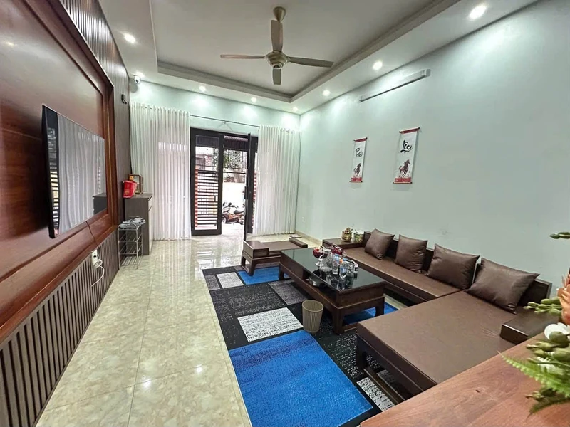 Bán nhà 3 tầng 77m2 mặt tiền Chợ Cột 5 Khánh Hòa
