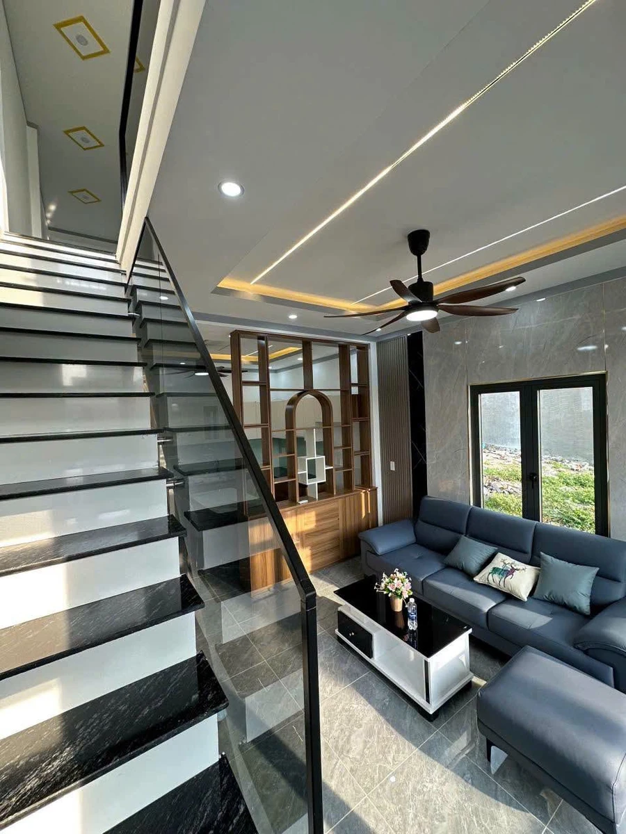 Bán nhà 2 mặt tiền 75m², 3 PN gần trường Tinh Khôi Trảng Dài 3.05 tỷ - Ảnh thu nhỏ 3