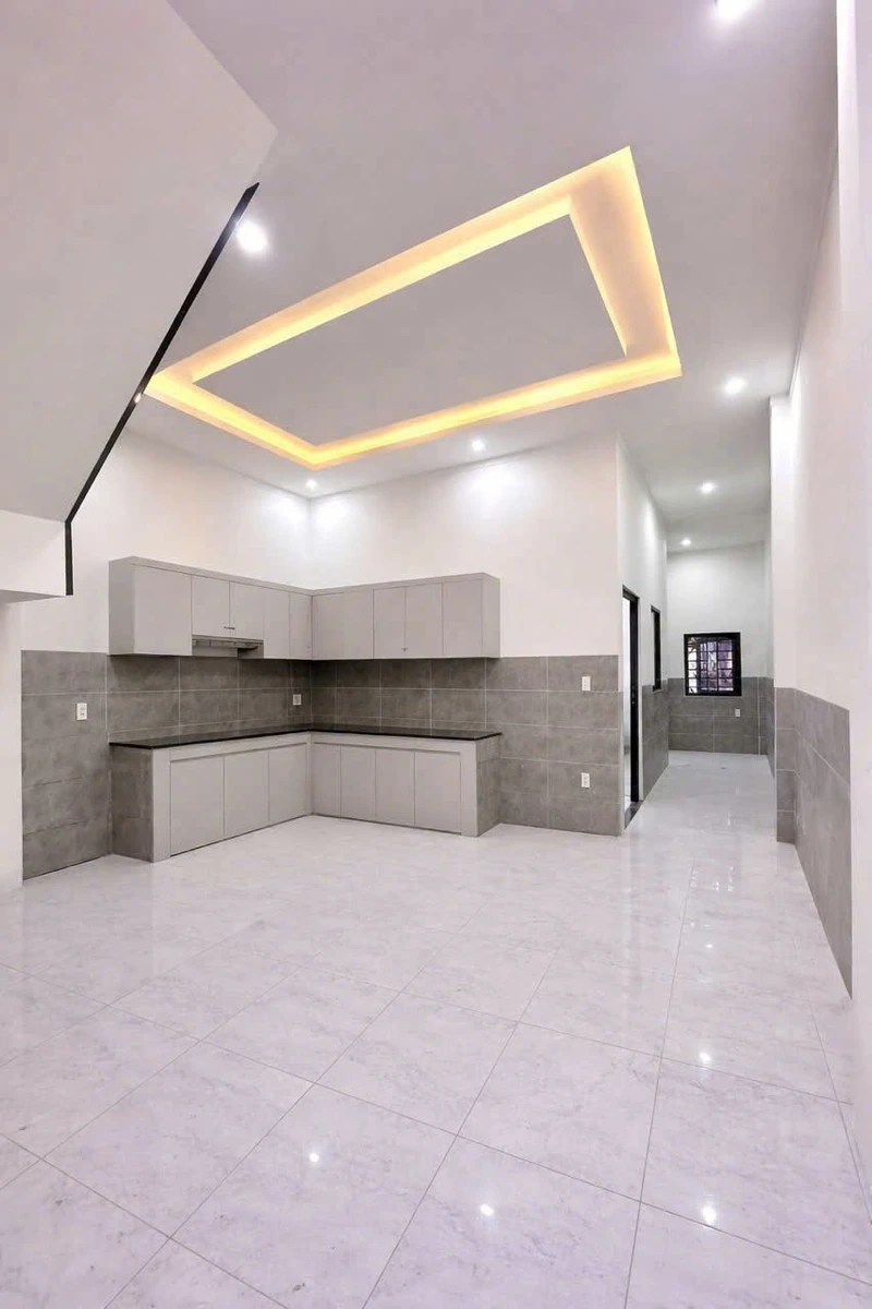 Bán nhà thiết kế 105m2, 4PN gần chợ Thạnh Phú, chỉ 700 triệu - Ảnh thu nhỏ 5