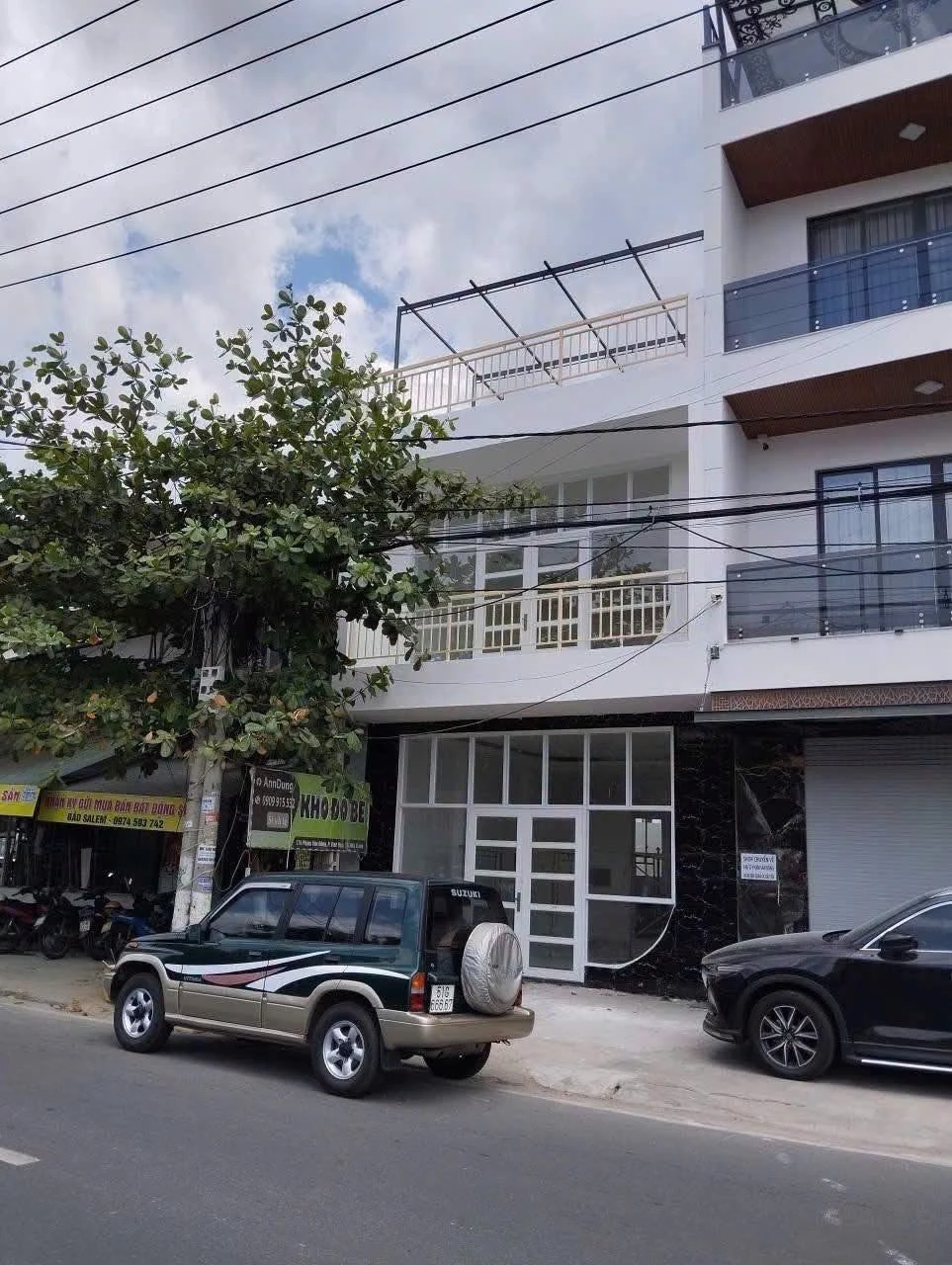 Bán nhà 2,5 tầng mặt tiền Phạm Văn Đồng 63,4m² Nha Trang 13,5 tỷ - Ảnh 1