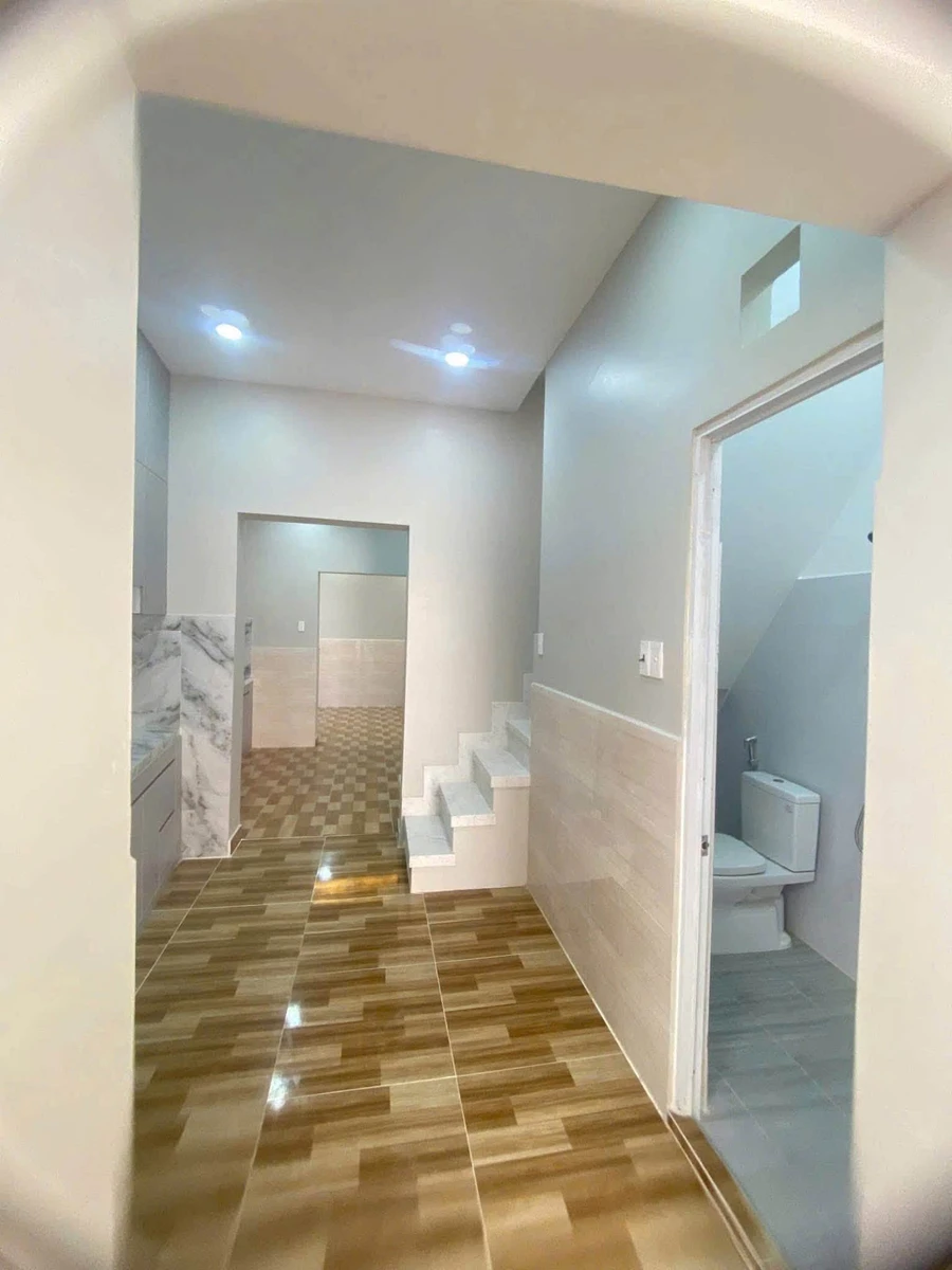 Bán nhà sổ riêng 7 phòng ngủ 60m2 Quận 7 giá 3 tỷ 999 triệu - Ảnh thu nhỏ 4