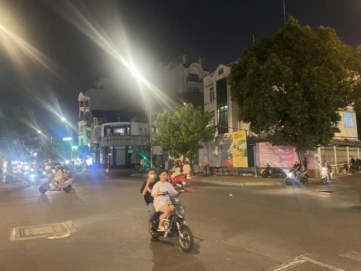 Bán nhà góc 2 mặt tiền Tân Sơn Nhì 272m² giá 200 tỷ - Ảnh thu nhỏ 3