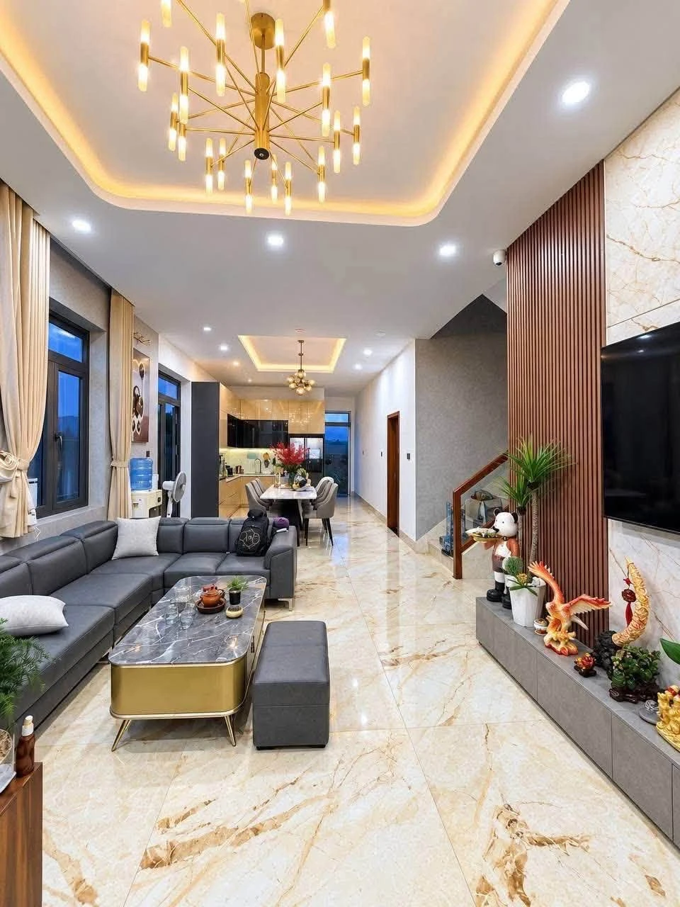 Biệt thự 3 tầng 300m2 mặt tiền 12m chỉ 3 tỷ - Ảnh 1
