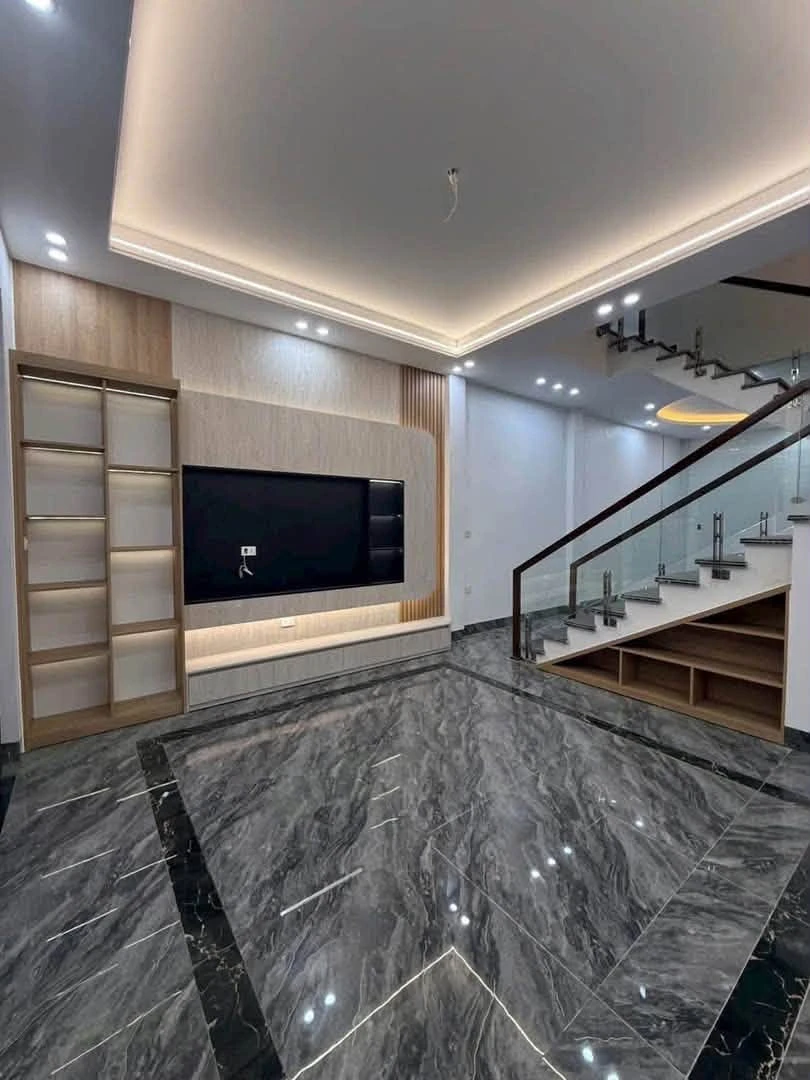 Bán nhà 3 tầng 67m² 4 tỷ 650 triệu Bình Tân - Ảnh thu nhỏ 3