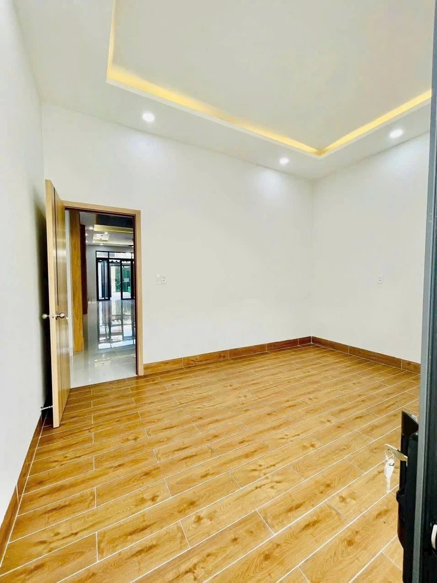 Bán nhà phố 100m² 3 phòng ngủ Hố Nai 4.25 tỷ - Ảnh thu nhỏ 4