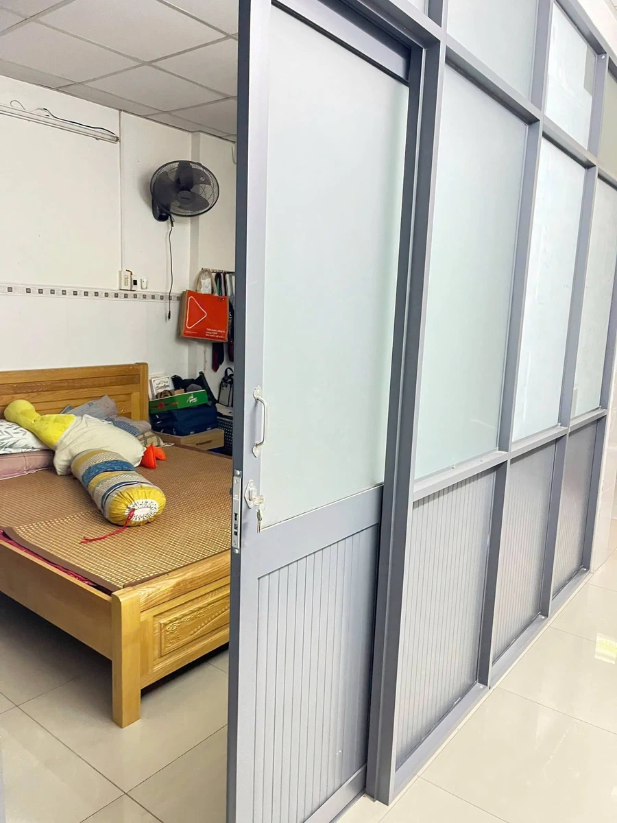 Bán nhà 1 trệt 1 lầu 94m2 gần trường Chính Trị, Phường Bình Đa, giá 4 tỷ - Ảnh thu nhỏ 4