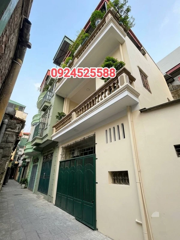 Bán nhà phố 32m² 4 tầng sát phố Trương Định, Hoàng Mai, Hà Nội, ngõ thông ô tô cách 20m