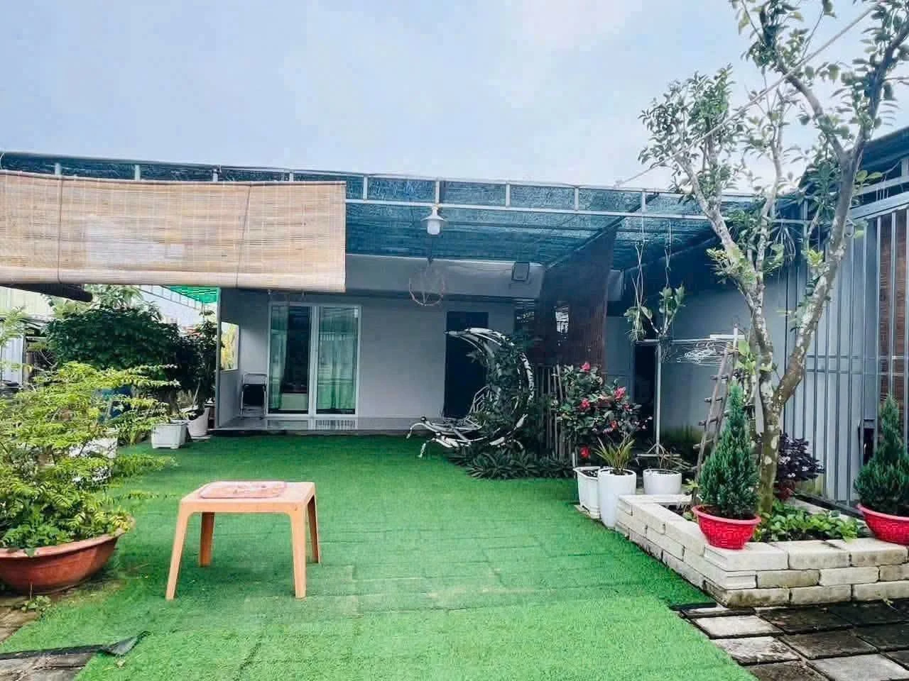 Bán nhà vườn Hàm Liêm 947m² với 2 căn nhà cấp 4 - Ảnh 1