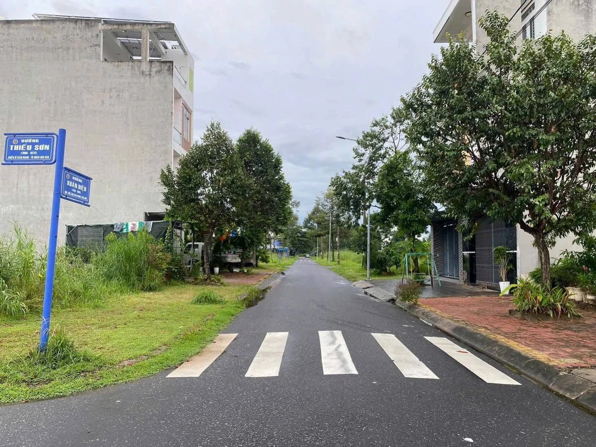 Bán đất lô góc 2 mặt tiền Xuân Diệu - Thiếu Sơn, Long Tâm, TP Bà Rịa, 119,6m2 - Ảnh thu nhỏ 2