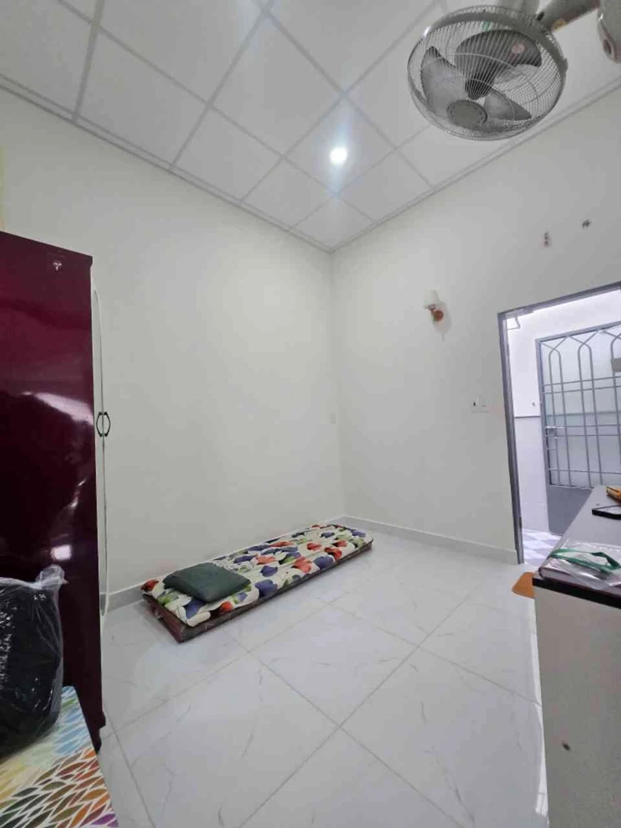 Bán nhà mặt tiền kinh doanh 77m2 đường 10m sát Vạn Phúc City, Thủ Đức giá 6,9 tỷ - Ảnh thu nhỏ 4