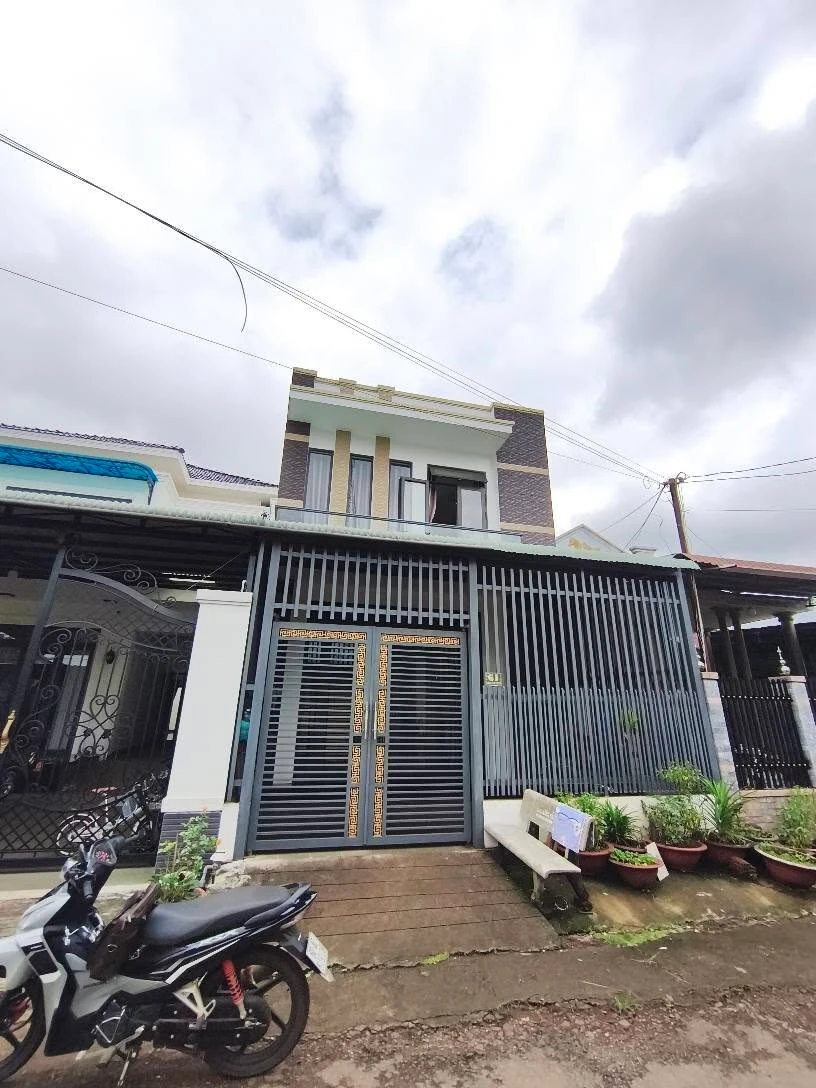 Bán nhà Xuân Tân Long Khánh 5PN 139m² chỉ 2,1 tỷ - Ảnh 1