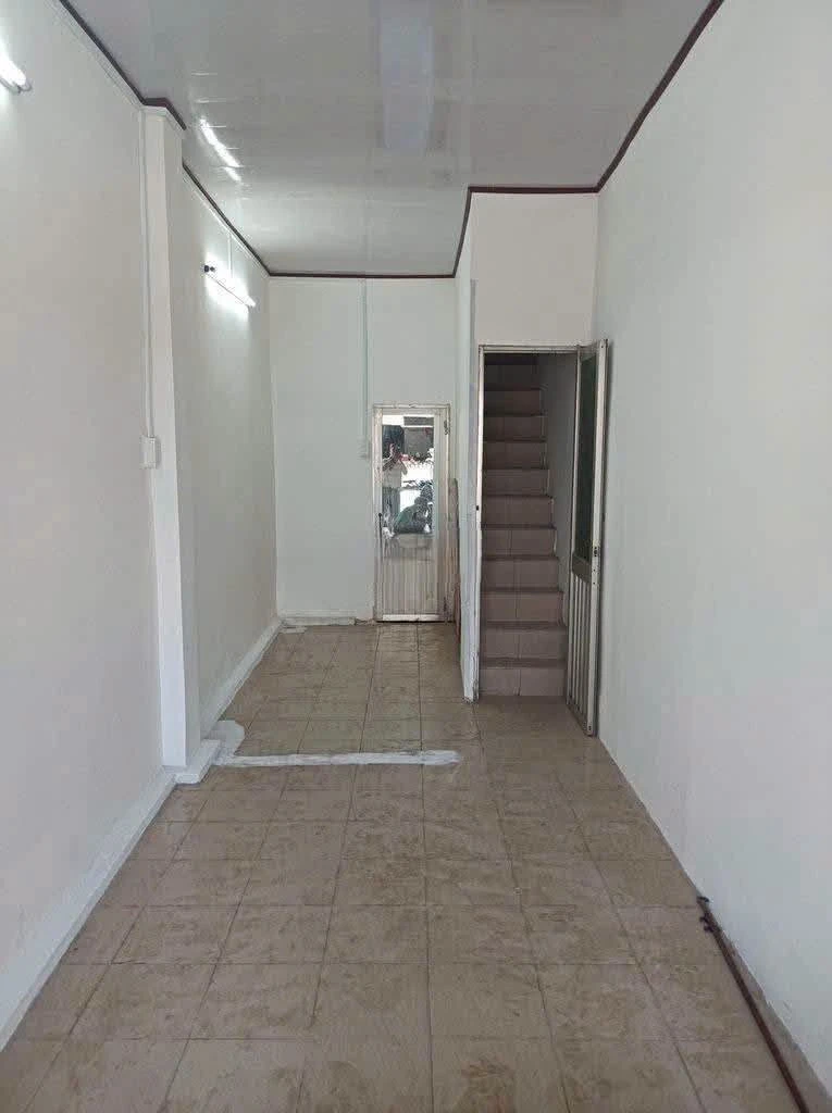 Cho thuê nhà mặt tiền CMT8, 16m², 1 phòng ngủ, 14tr/tháng - Ảnh thu nhỏ 2