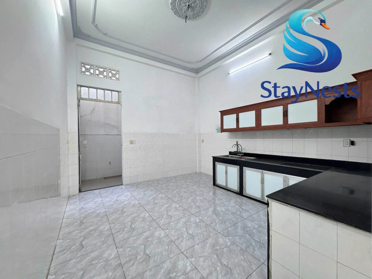 Cho thuê nhà 4 tầng 4PN 4WC 20 triệu/tháng E Town sân bay - Ảnh thu nhỏ 2