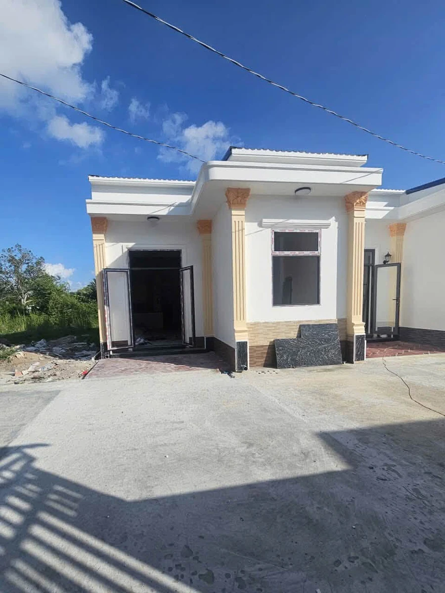 Bán nhà 2 phòng ngủ 76.2m² Phan Văn Trường Kiên Giang 1.4 tỷ - Ảnh thu nhỏ 3