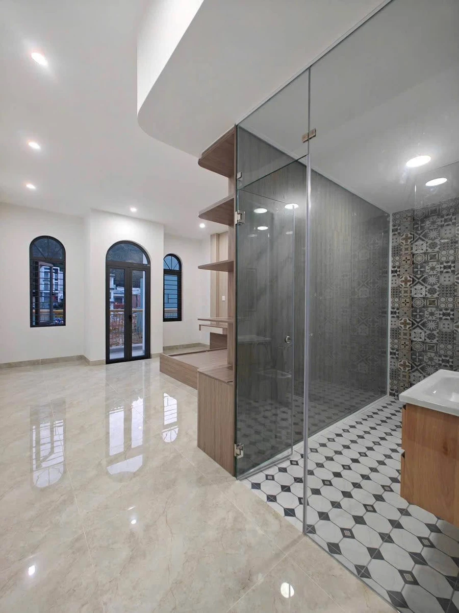 Nhà mặt tiền 3 tầng 76.9m² Quang Trung Quy Nhơn 5.9 tỷ - Ảnh thu nhỏ 4