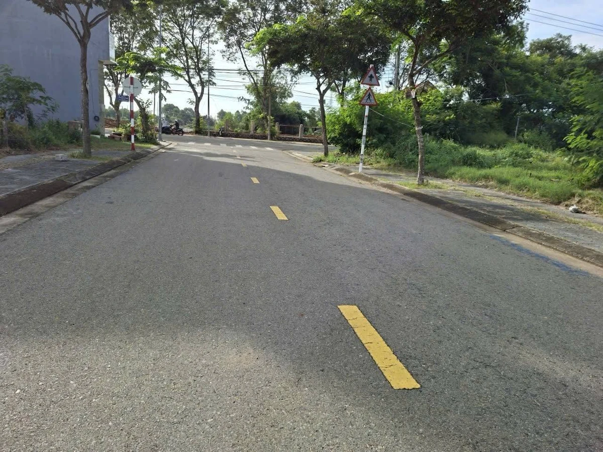 Bán đất 100m2 (5x20) đường Huỳnh Bá Chánh, Long Tâm, Bà Rịa (nay phường Tam Long), giá 2,5 tỷ - Ảnh thu nhỏ 2