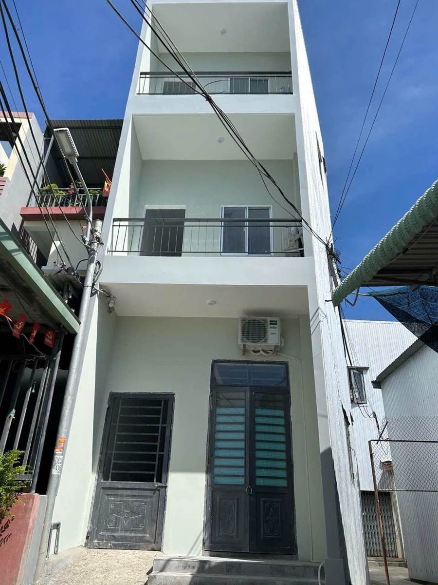 Bán nhà 3 tầng 106m² Hòa Khánh, dòng tiền 30tr/tháng - Ảnh 1