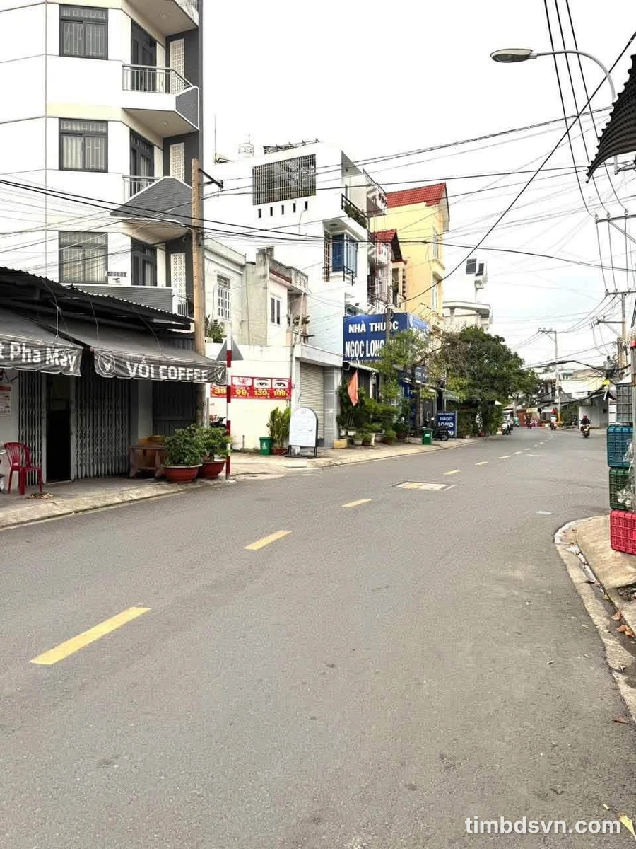 Bán nhà 4,7m x 14m, 4 phòng, 4 WC ở Quận 12 - Ảnh 1
