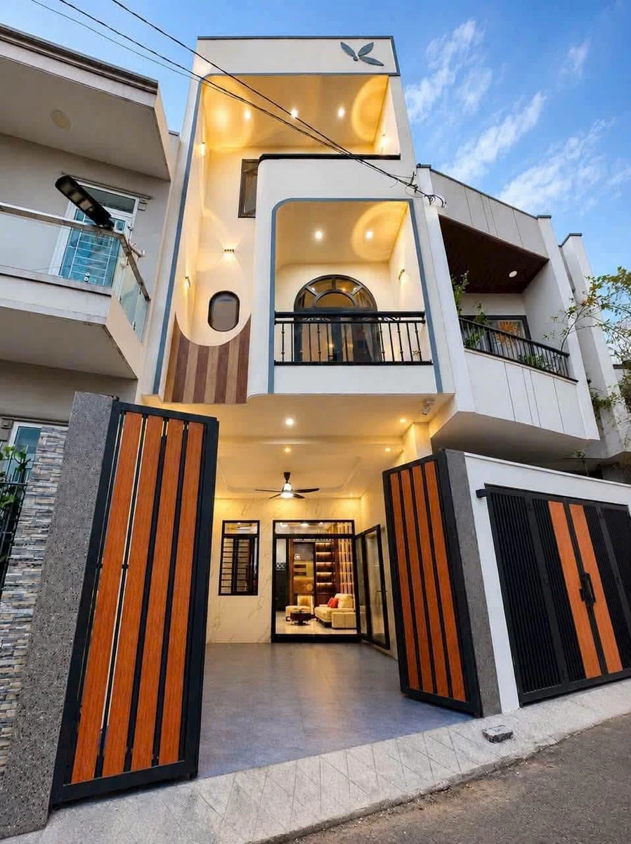Nhà 2 lầu 1 trệt sổ riêng 81m² Tân Phong 4,19 tỷ - Ảnh 1