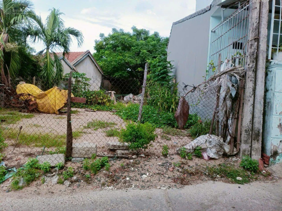Bán Lô Đất 100m2 Đường Nguyễn Trung Trực, Tp. Tuy Hòa. Giá 1,35 tỷ. - Ảnh 1