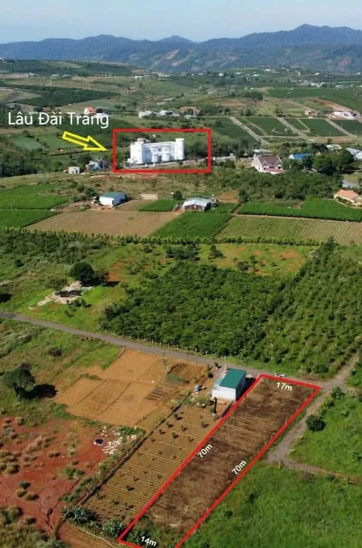 Bán đất 200m2, 2 mặt tiền, gần Đambri, Lâm Đồng