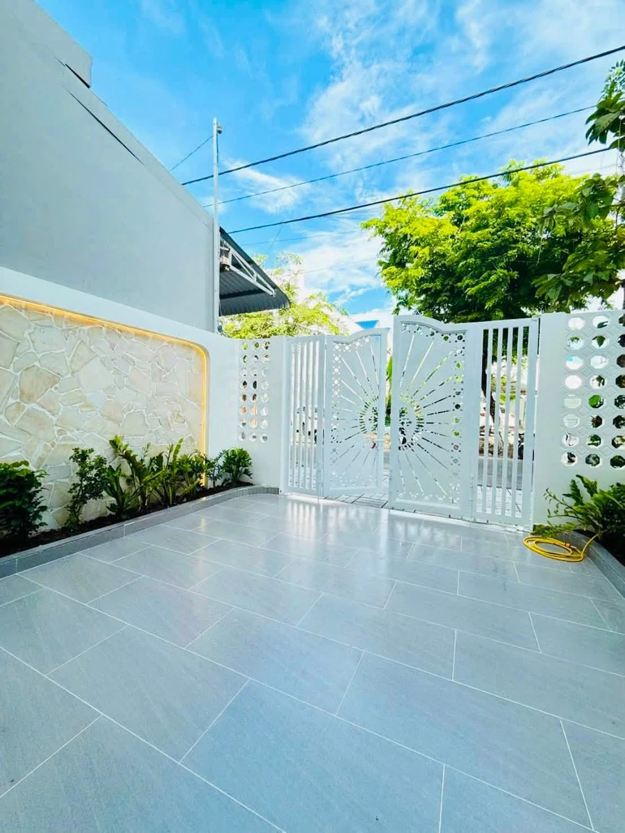 Bán nhà mặt đường Nguyễn Đệ Rạch Giá 91m2 3 tỷ 350 - Ảnh thu nhỏ 3