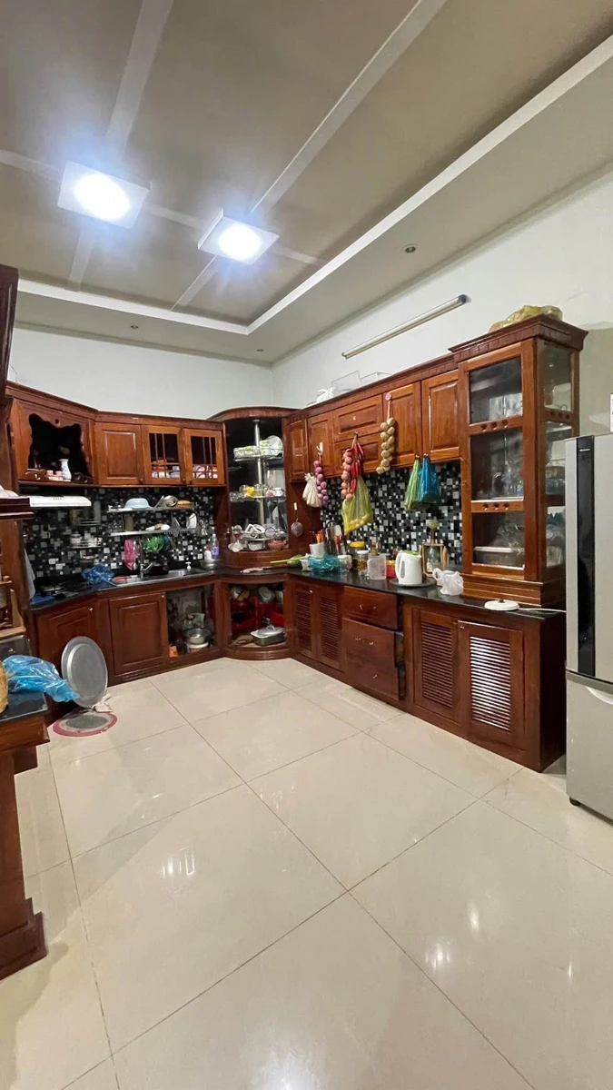 Bán nhà mặt tiền Nguyễn Văn Linh 150m² 11,5 tỷ Buôn Ma Thuột - Ảnh thu nhỏ 2