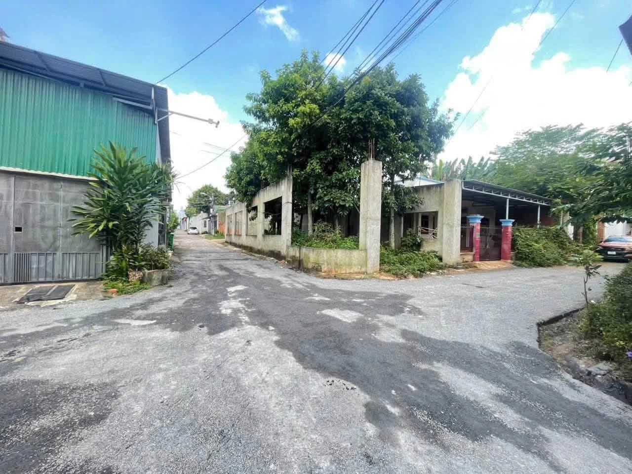 Bán nhà góc 2 mặt tiền hẻm thông đường Đỗ Nhuận, 6x19m, giá 4,999 tỷ, Buôn Ma Thuột - Ảnh 1