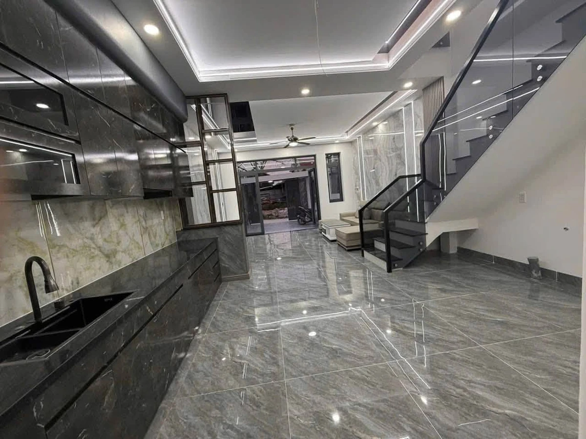 Bán nhà sổ hồng riêng Thuận Giao 80m² gần 3 tỷ 150 triệu - Ảnh thu nhỏ 4