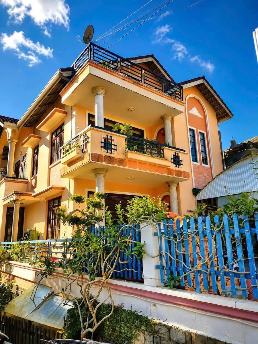 Bán biệt thự 2 mặt tiền Yersin 367m2, Đà Lạt - Ảnh 1