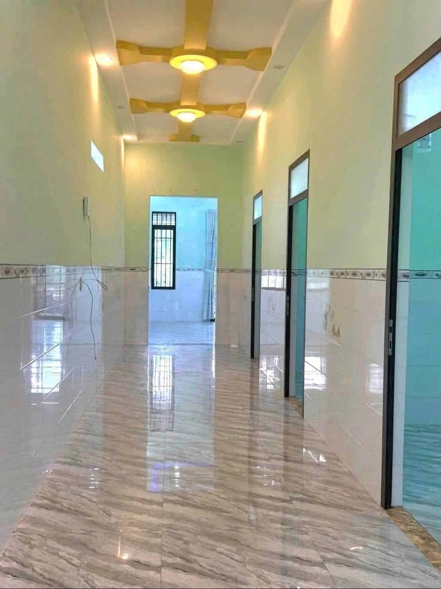 Bán nhà 3 phòng ngủ 2 WC, diện tích 180m2 tại Long Hải, đường bê tông xe hơi - Ảnh thu nhỏ 4