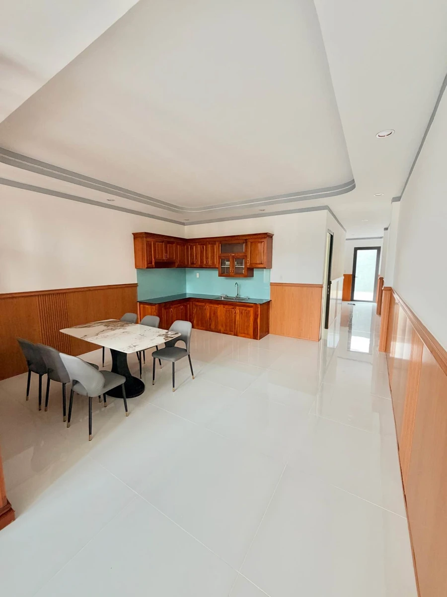 Nhà tân cổ điển 170m² 3PN giá 2 tỷ 380 - Ảnh thu nhỏ 3