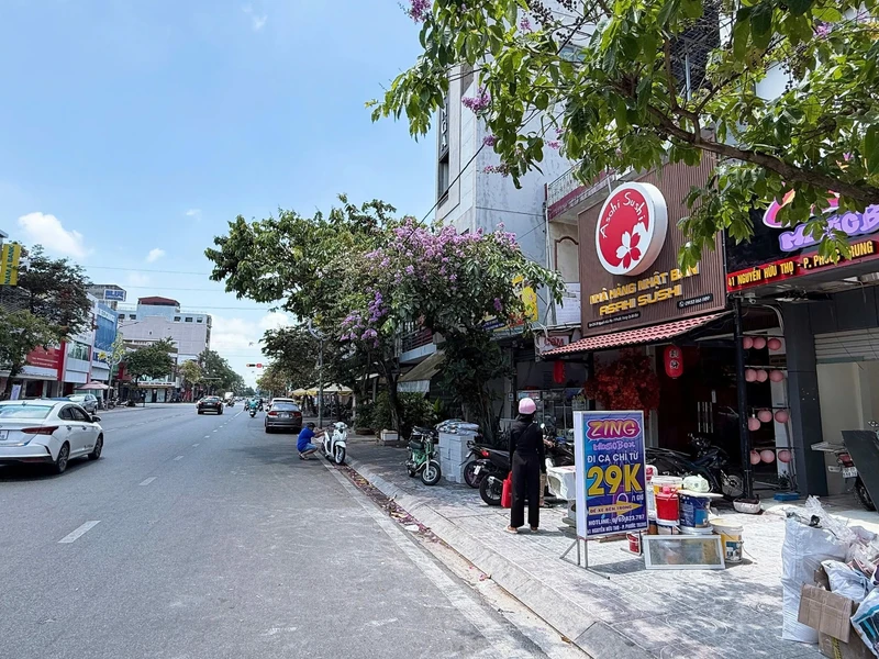 Bán nhà mặt tiền kinh doanh 1 trệt 1 lầu 150m² Bà Rịa