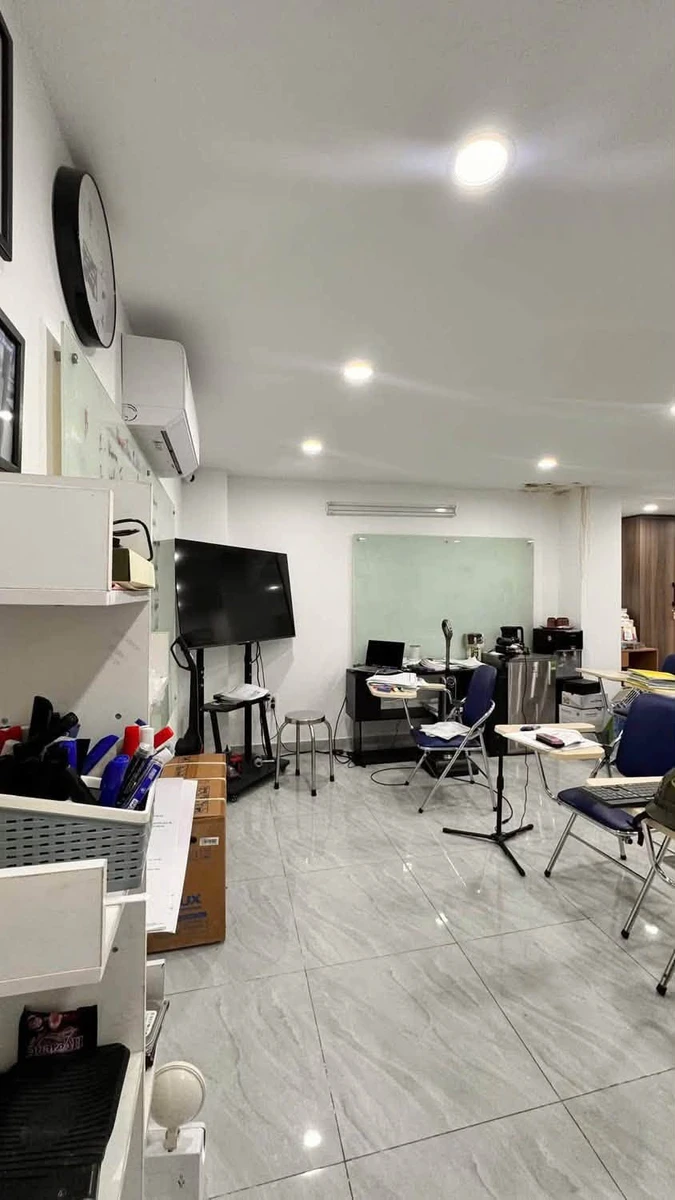 Bán shophouse mặt tiền Hai Bà Trưng, Quận 1, 120m² - Ảnh thu nhỏ 3