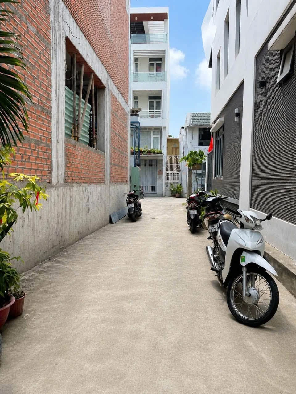 Bán nhà hẻm Lê Văn Sỹ Q3, 50m2, 4 tầng, 4 phòng, 11 tỷ - Ảnh 1