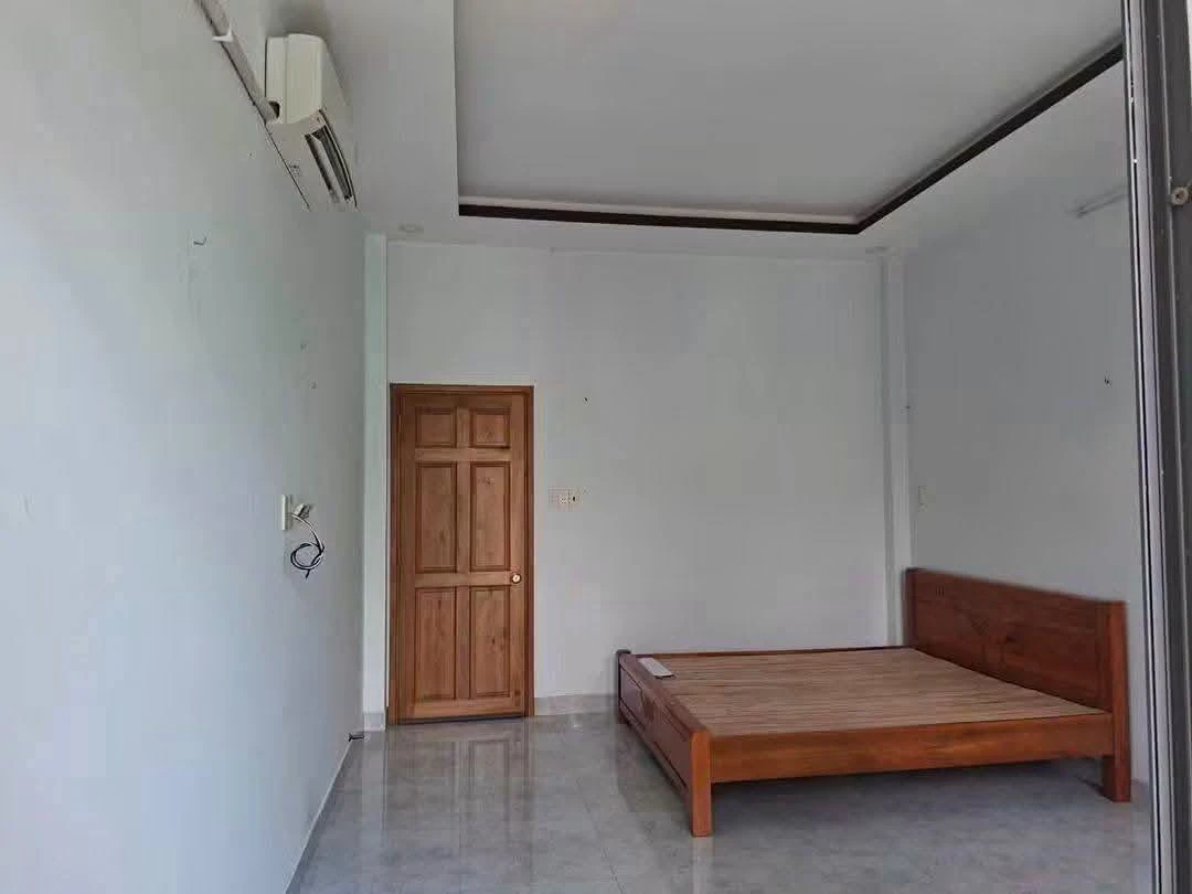Bán nhà 3 phòng 2 tỷ 1 Thủ Thừa, 64m² - Ảnh thu nhỏ 5