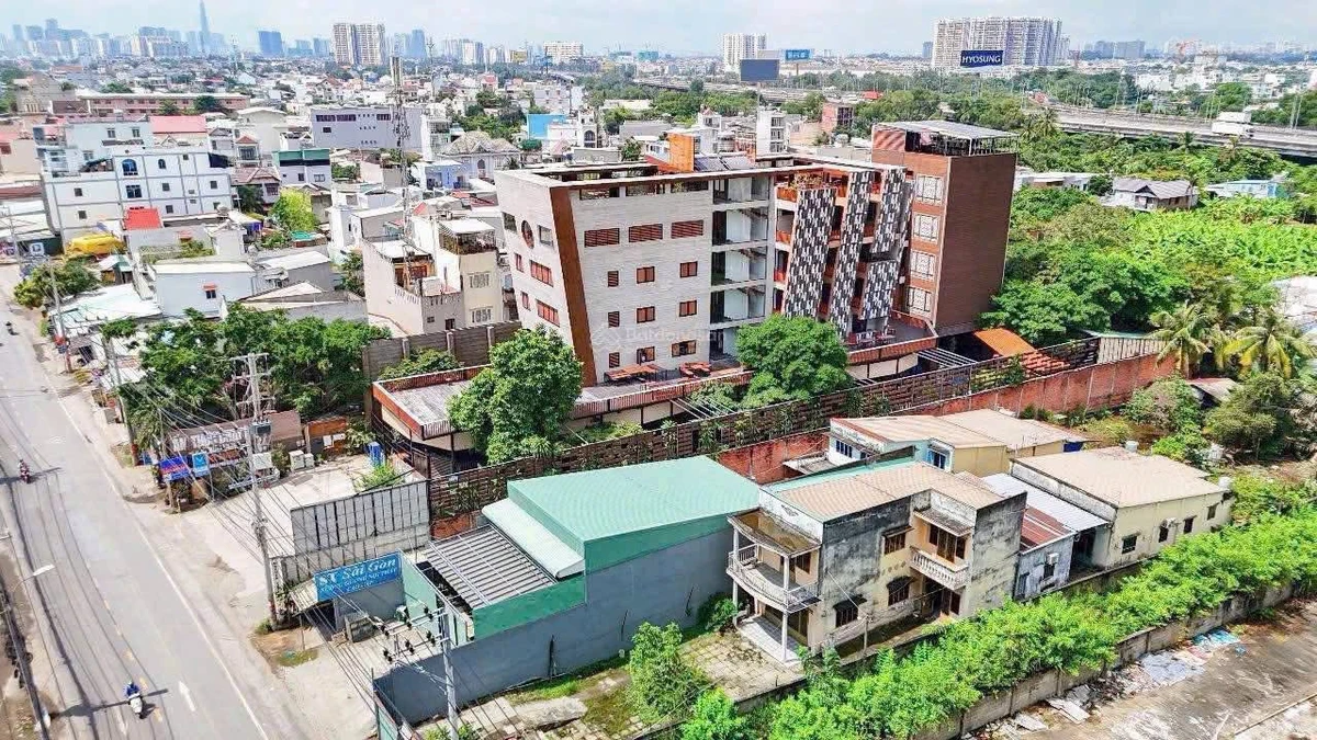 Bán tòa nhà văn phòng MT 979 Nguyễn Duy Trinh, 1.672m², Quận 2 - Ảnh 1