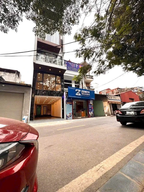 Bán nhà mặt phố Long Biên 6 tỷ, 60m2, 7 tầng