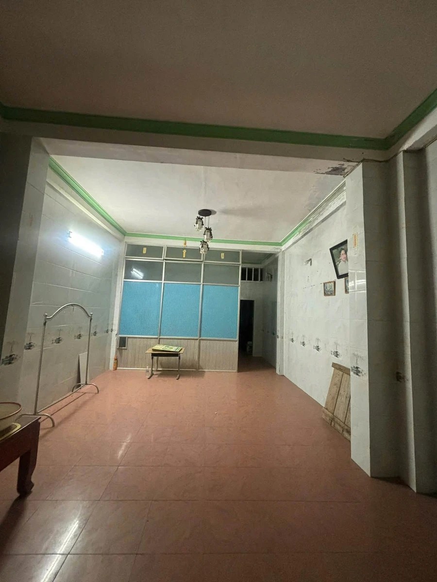 Cho thuê nhà 2 tầng 66m2 mặt tiền Thân Trọng Một, Huế - Ảnh 1
