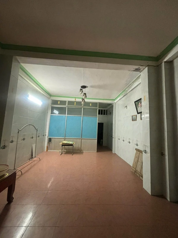 Cho thuê nhà 2 tầng 66m2 mặt tiền Thân Trọng Một, Huế