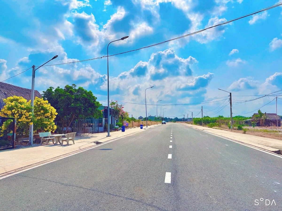 Bán đất 175m² mặt tiền Quốc Lộ 13, giá 640 triệu - Ảnh thu nhỏ 2