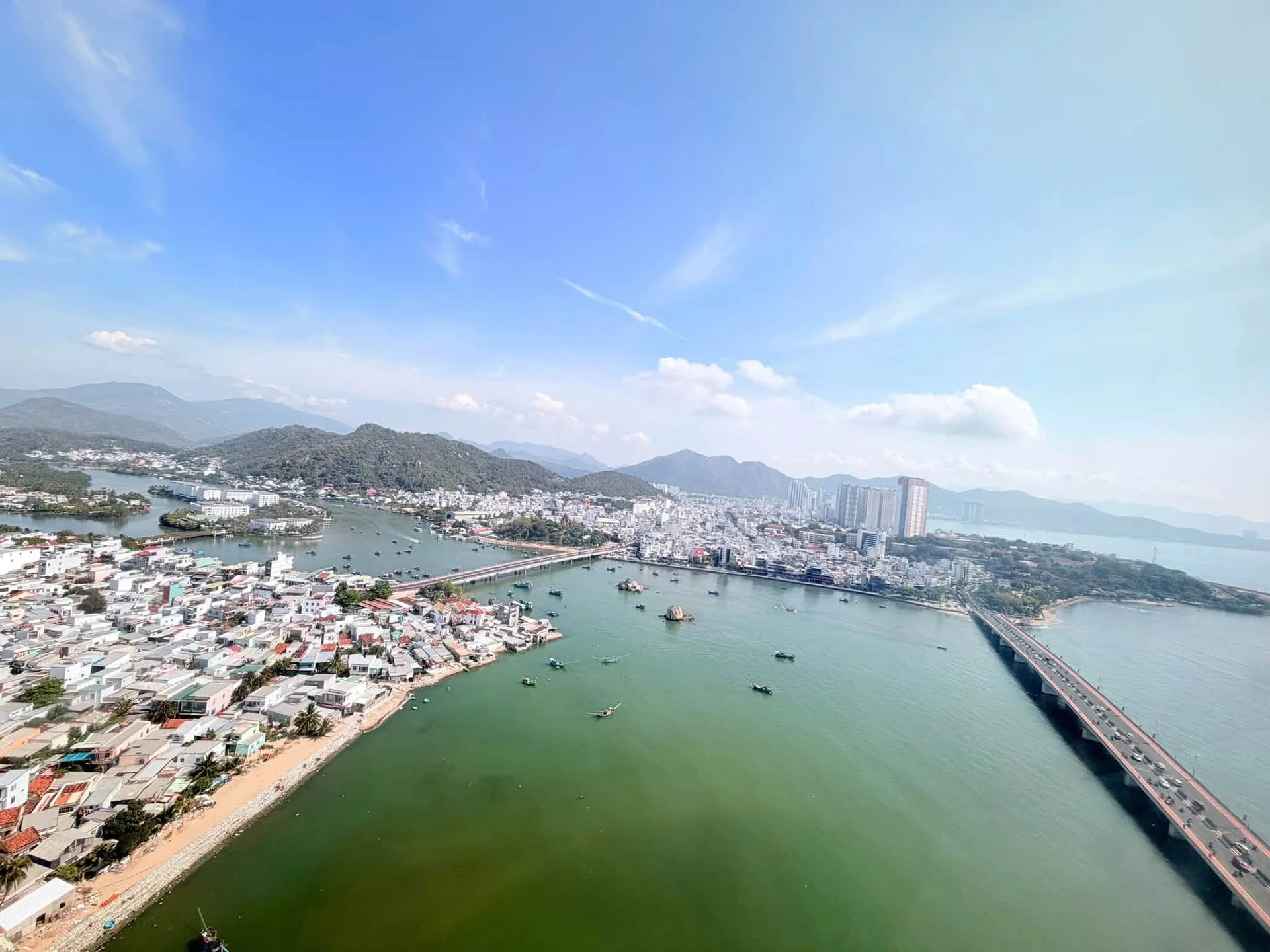 Bán căn hộ Mường Thanh 04 Trần Phú Nha Trang 69m2 2PN 2WC giá 3,45 tỷ - Ảnh 1