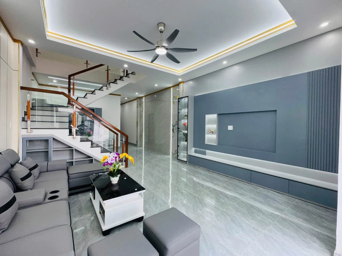 Bán nhà 1 trệt 1 lầu 3 PN 102m2 khu phố 2 Phường Tân Định, Bến Cát - Ảnh thu nhỏ 3