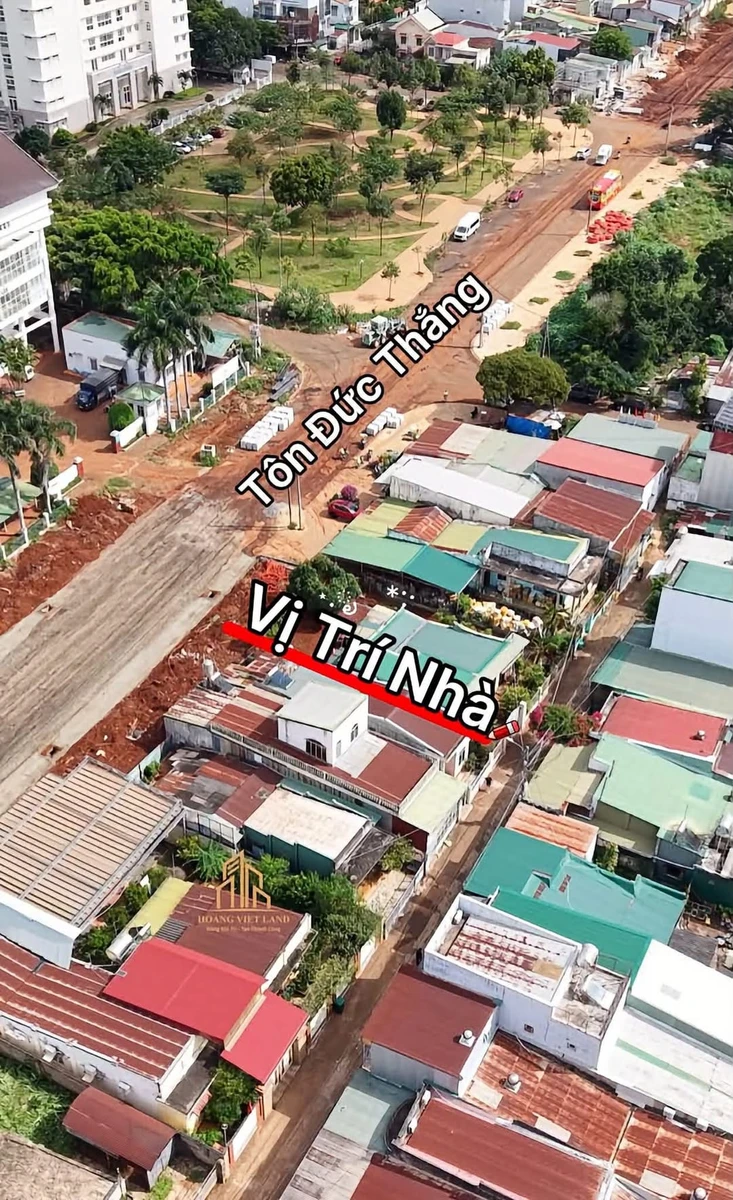 Bán nhà 2 mặt tiền Tôn Đức Thắng 153.6m2, 3 phòng - Ảnh 1