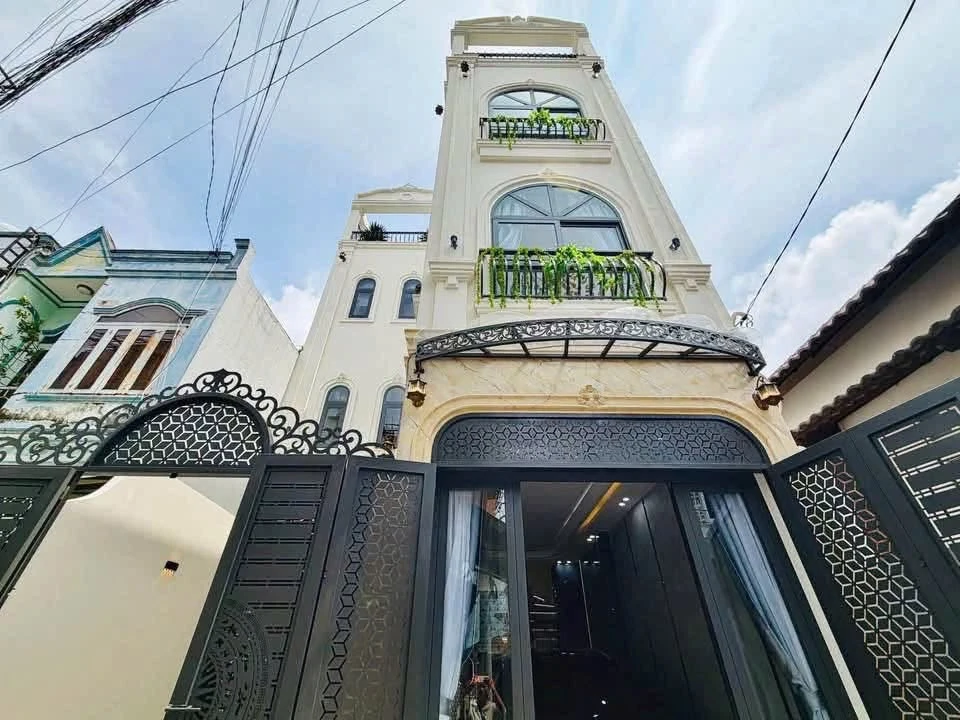 Bán nhà phố 1 trệt 2 lầu 6x11,5m, 4PN, gara ô tô, Phan Huy Ích, Gò Vấp - Ảnh 1