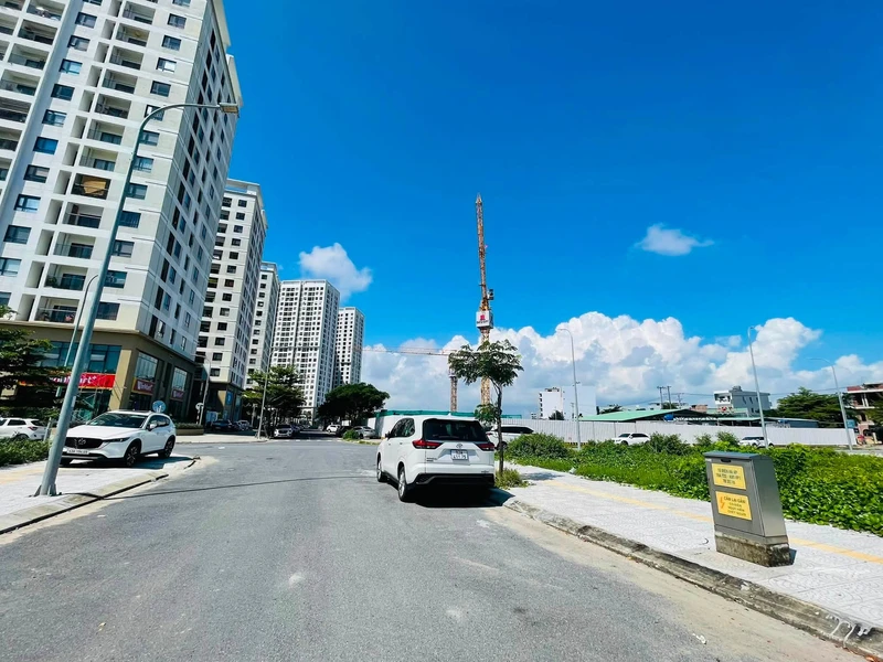 Bán đất 2 mặt tiền 108m² T3 FPT Đà Nẵng 7,5 tỷ
