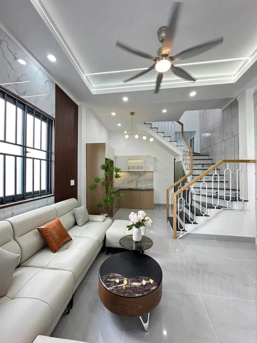 Bán nhà lầu góc 2 mặt tiền 4x15m, 3PN, hẻm Phong Cảnh, KP4A Trảng Dài, Biên Hòa - Ảnh thu nhỏ 3