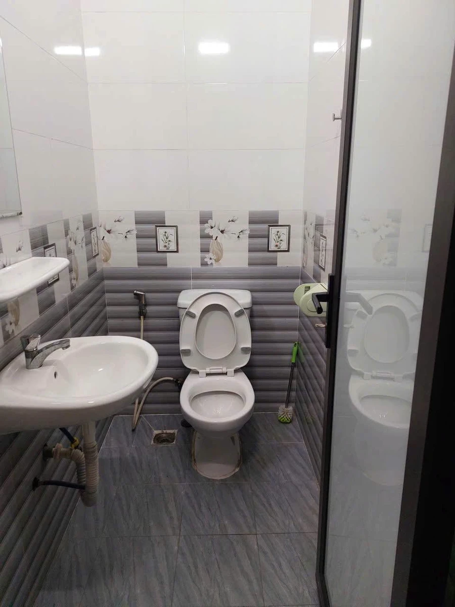 Cho thuê nhà mặt đường Ngô Gia Tự 360m², 17 triệu/tháng - Ảnh thu nhỏ 4